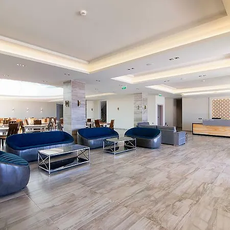 מלון The Dome Luxury לימנריה
