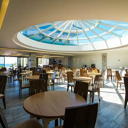 The Dome Luxury מלון